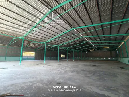Cho thuê kho xưởng 5.000m² Dĩ An Bình Dương, container 24/7, giá chỉ 150tr/tháng