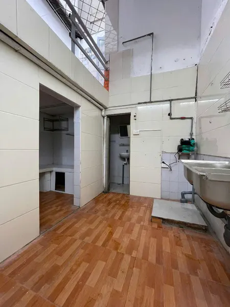 Cho thuê nhà nguyên căn Phố Nguyễn An Ninh, 2 tầng x 50m2, 2 ngủ, 2 WC, 8 Triệu ở gđ, nhóm