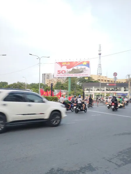 Ngộp Lý Thường Kiệt -  Tân Bình - 4x12m - 4 tầng - HXH