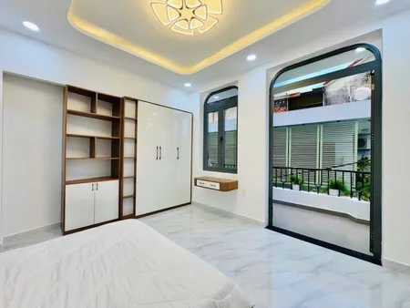 SIÊU PHẨM NHÀ ĐẸP - NGAY CHỢ GÒ VẤP - H3G S.ÁT MẶT T.IỀN - 3 TẦNG - 4❌7m - 02 PHÒNG NGỦ - KINH DOANH - GIÁ CHỈ 3.65 TỶ