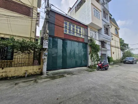 BÁN ĐẤT VĂN HỘI - BẮC TỪ LIÊM - DT 50M2 - MT5,7M - GIÁ 6 TỶ - NGÕ Ô TÔ TRÁNH - KINH DOANH