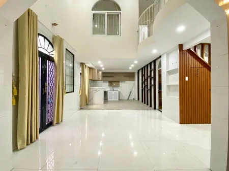 Cho thuê nhà đẹp, 8x11, mặt tiền Huỳnh Văn Nghệ gần UB Bửu Long chỉ 11tr