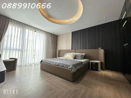 SIÊU PHẨM HIẾM CÓ KINH DOANH, Ô TÔ TRÁNH TẠI QUAN NHÂN - THANH XUÂN.
NHỈNH 11 TỶ XÁCH VALI VỀ Ở VÀ THA HỒ KINH DOAH BUÔN BÁN