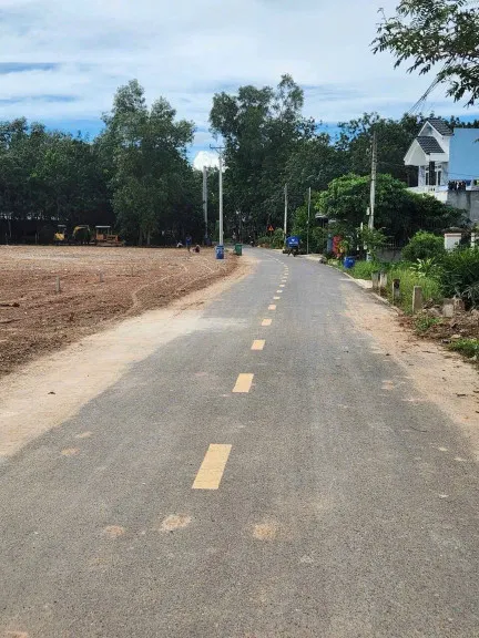 Đất Bình Dương 2 mặt tiền sổ sẵn