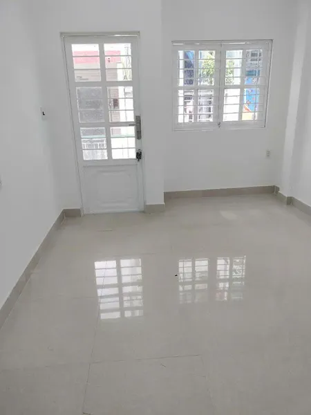 GIÁ MỀM QUẬN 5: 5.4 TỶ - Nguyễn Văn Cừ - phường 2- Diện tích: (3m x 9m) DTCN 24m. DT sàn 51m2 - Kết cấu: 1 trệt, 1 lầu, 2PN, 1WC- TEL: 077 888 5818 CHUYÊN BĐS SÀI GÒN