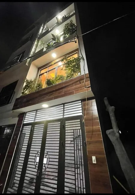 BÁN NHÀ HỌC VIÊN TÀI CHÍNH - BẮC TỪ LIÊM - DT43M2 - 6 TẦNG - GIÁ 8 TỶ - Ô TÔ- KINH DOANH