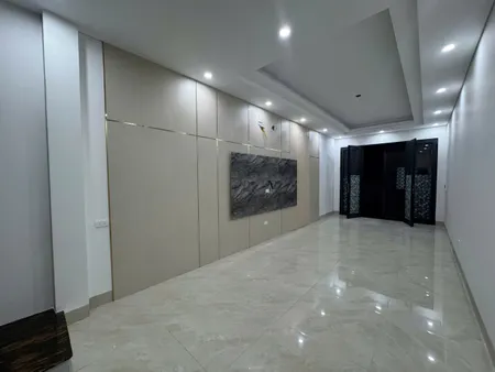 Nhà 40m2 Ngay Cổng Trường Tiểu Học – View Cổ Linh