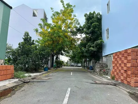 BDS HVL Chính chủ gửi bán lô đất  giao Liên Phường Q9 cũ.