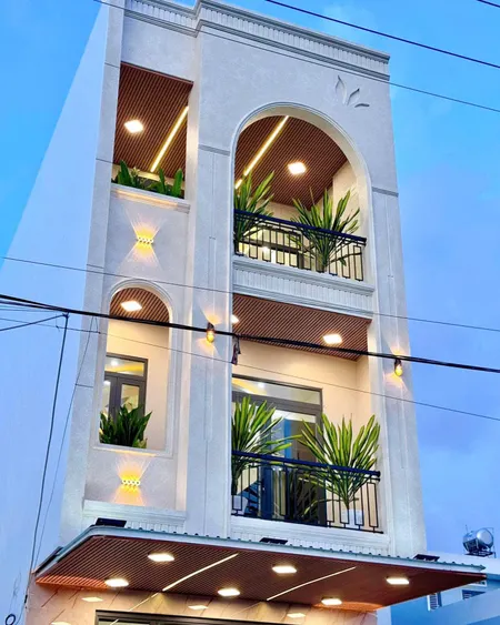 Bán nhà MỚI 100% giá 2 tỷ 300 Triệu ( KTL ) ĐƯỜNG DX144 Nguyễn Chí Thanh Trung tâm bình dương