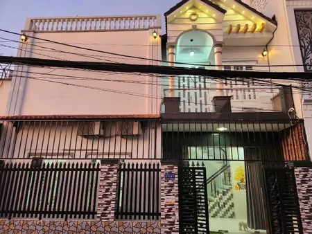 🌋Nhà 3 phòng ngủ gần BV Đa Khoa Trung Ương Cần Thơ
- GIÁ  : 6tr5/tháng