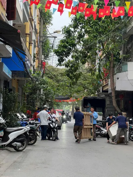Bán Nhà Khuất Duy Tiến, Ngõ Rộng Như Phố, Giá 15 Tỷ 8