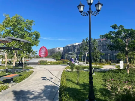 Từ 1 tỷ 666 triệu sở hữu nhà liền kề Phong cách Châu Âu giữa lòng Phố Biển