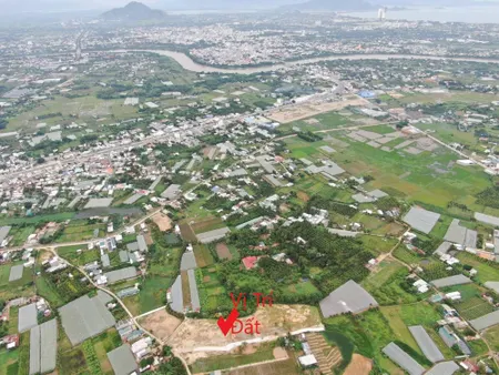 Đất Sào Long Bình. Mặt Tiền Đường Bê Tông 195m. Thích hợp phân lô nhà vườn. Khu vực chỉnh trang đất ở nông thôn