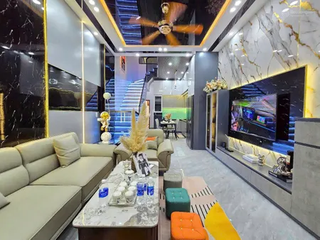 Bán nhà đẹp Giá TT chỉ 2.66 TỶ, phù hợp cho thuê, 3 tầng, Sổ riêng ngay MT Phan Huy Ích, Tân Bình