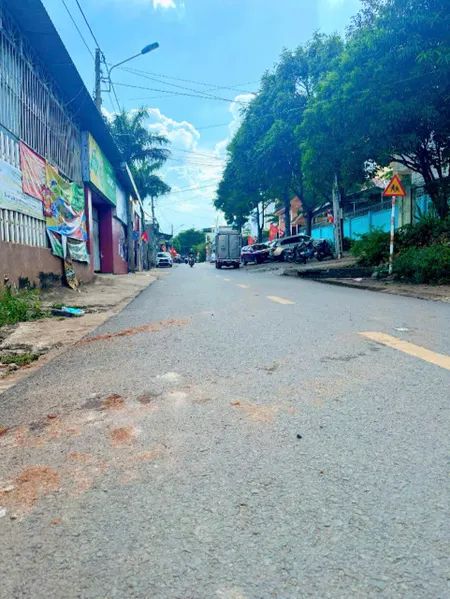 🔥BÁN 2 LÔ ĐẤT LIỀN KỀ MẶT TIỀN ĐƯỜNG NƠ TRANG GƯH – ĐỐI DIỆN TRƯỜNG HỌC – TRUNG TÂM TP. BUÔN MA THUỘT🔥