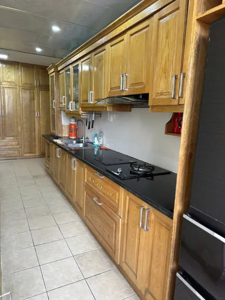 Cho thuê căn hộ Tập thể tầng 4 Khương Thượng 80m2, 3 ngủ, 9 Triệu