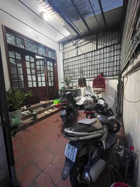 (BÁN NHÀ KHU THƯỢNG THANH - LONG BIÊN - 65M CHỈ 5.6 TỶ - VỊ TRÍ ĐẸP NHẤT PHỐ- 300M RA TTTM BIG C)