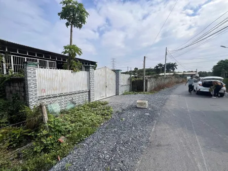 Bán đất Củ Chi, lô đất mặt tiền đường 438, xe ôtô tải, 1204m2, có 300m2 thổ cư, xã Phú Hoà Đông