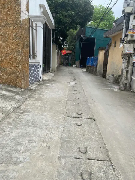 - CC bán lô đất Tiền Phong -Mê Linh                                                                          .