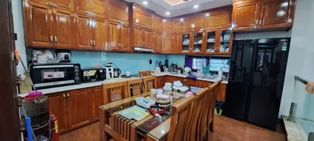 Bán nhà Đẹp ở ngay Hồng tiến- Ô Tô - Ngõ thôngThoáng vĩnh viễn -55m 5 tầng mặt tiền 5,2m 13 tỷ (TL)