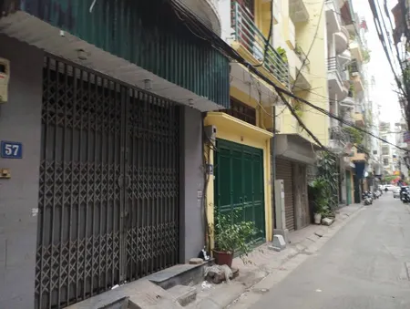 BÁN NHÀ HUỲNH THÚC KHÁNG, ĐỐNG ĐA. 50M2 4 TẦNG MT 4M GIÁ 26 TỶ- MẶT NGÕ THẲNG TẮP- NGÕ TO HƠN PHỐ