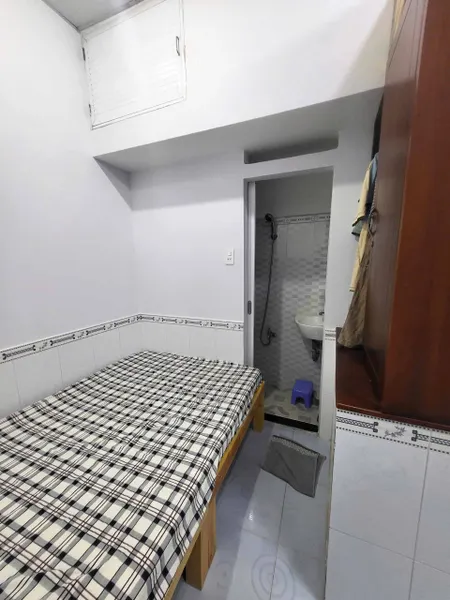 Bán Nhà Mới 3 Tầng Full Nội Thất, Hẻm 4.5m, Gần Kha Vạn Cân - Giá Chỉ 2.6 Tỷ (Linh Đông) SHR