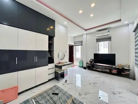 NHÀ MỚI 4TẦNG -XE HƠI NGỦ TRONG NHÀ – ĐƯỜNG 8M-SỔ VUÔNG-DT:142M – NGUYỄN TƯ GIẢN GIÁ 17 TỶ (TL