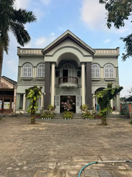 Chính chủ toà nhà VP công ty 1600m2 mặt tiền ngang 20m