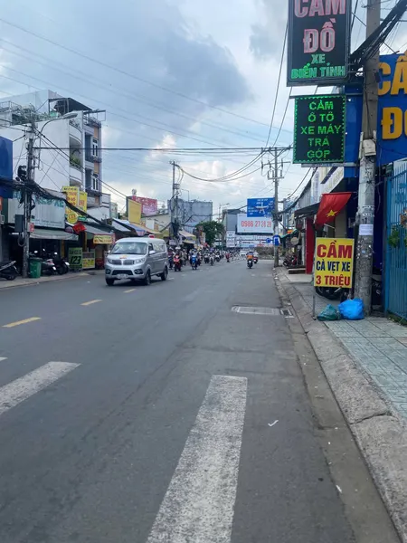Bán nhà Mặt tiền Lê Quang Định - giao Phạm Văn Đồng, 8.5x43m, 4 Tấm, thuê 70tr, 56.9 tỷ