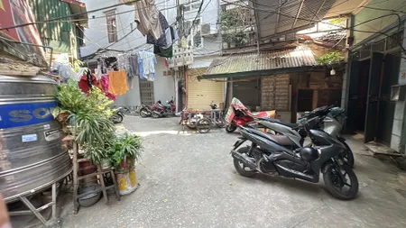SIÊU PHẨM ĐỘC NHẤT TRUNG TÂM – Ô TÔ ĐỖ NGÕ – CƠ HỘI NGHÌN NĂM MỚI CÓ MỘT LẦN!