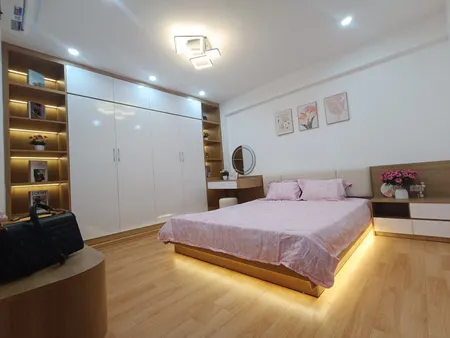 Bán căn hộ tầng 2 tập thể Bách Khoa, Hai Bà Trưng, 70m2, nhà đẹp full nội thất, ngõ ô tô