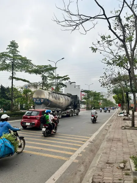 🔥Nóng hổi: Chính chủ chị em muốn bán 41m2 TT. Khoa học quân sự - lô góc ô tô 7 chỗ vào đất - hưởng 40m2 đất lưu không - giá chỉ 6.x tỷ