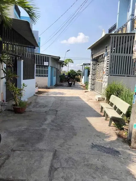 Chính Chủ ngộp bank bán gấp đất thổ cư vuông vức, Hẻm xe hơi. 4,5 x 18m. 1,6 tỷ.