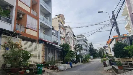 BÁN NHÀ ĐẸP MẶT TIỀN BÙI MINH TRỰC, QUẬN 8  _ 4 TẦNG NGANG 4.5M -- TẶNG NỘI THẤT DÍNH TƯỜNG - NHỈNH 9 TỶ