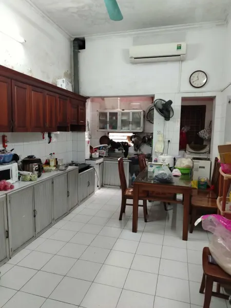 Cho thuê nhà nguyên căn Phố Phan Đình Giót, 4 tầng x 60m2, 4 ngủ, 3 WC, 15 Triệu