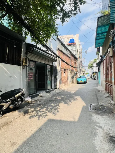 BÁN NHÀ 2 MẶT TIỀN TRƯỚC SAU 1333 Hoàng Sa, VỊ TRÍ ĐẮC ĐỊA GẦN PHẠM VĂN HAI, TÂN BÌNH