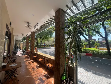 Bán nhà Mặt phố Nguyễn Tri Phương (Ba Đình) 47m, 3 tầng, mt 7m, giá 42.5 tỷ