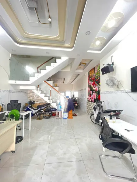 CHỈ 9.9 TỶ - NHÀ 3 TẦNG HẺM XE HƠI PHAN VĂN HỚN Q12 THU 16TR/THÁNG