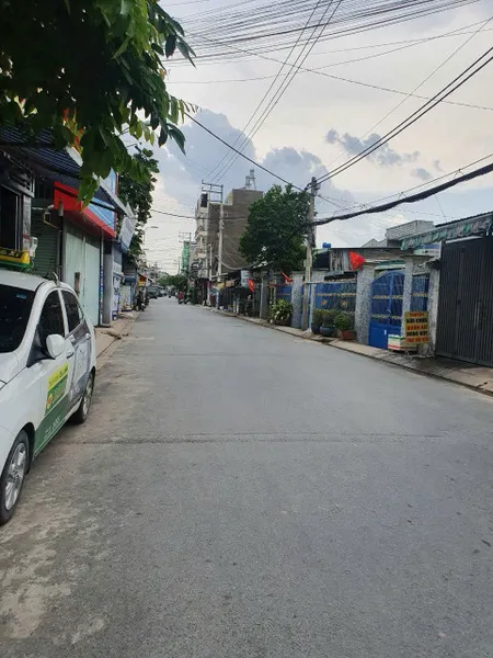 Bán nhà cấp 4 .giá rẻ 2mt hẻm. Lê văn khương