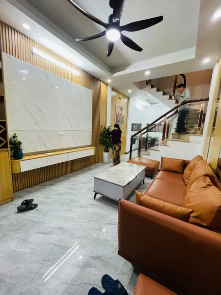 Cho thuê nhà nguyên căn Đại Từ 4 tầng x 40m2, 4 ngủ, 1 kho, 12 Triệu