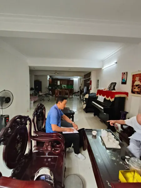 NHÀ NHƯ BIỆT THỰ, Ô TÔ VÀO, DÂN TRÍ CAO, YÊN TĨNH, SỐNG LÝ TƯỞNG, PHÙ HỢP KINH DOANH VĂN PHÒNG, giá cực chất 29,9 tỷ, 99,9m2.