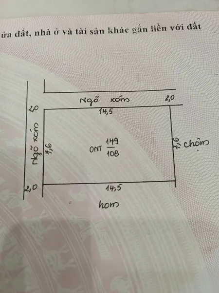 BÁN 108M2 LÔ GÓC 2 MẶT TIỀN.ĐƯỜNG OTO 2,5 TẤN ĐỖ CỬA.

- Dt : 108m2. Mt=Mh = 7,6

- Đ/c : Xã lam điền - H.Chương Mỹ - tp.Hà Nội.