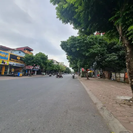 BÁN NHANH TRONG THÁNG. Biệt thự 189m2 Đa Tốn, Gia Lâm. Đường 15m. Lh 0989894845