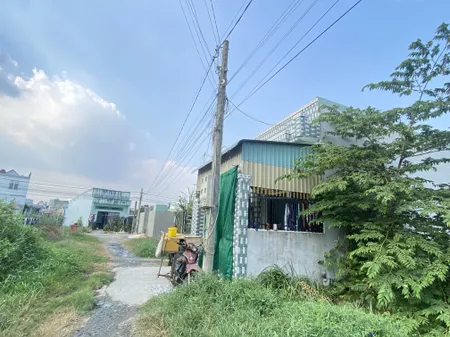 Bán nhà cấp 4 DT 77m² giá 1.35 tỷ, tại Xã Long Định Huyện Cần Đước