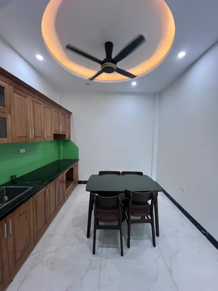 Nhà Tiền Yên, Hoài Đức, 3km Vinsmart City 42M 4 Tầng, 4 ngủ, full đồ, ô tô đỗ gần nhà giá 3.8 tỷ