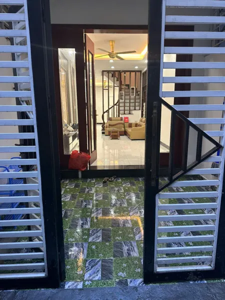 Cho thuê nhà ngõ Gốc Đề 60m x 4 tầng, 4 ngủ, 15 Triệu - ở gđ, nhóm ngoan