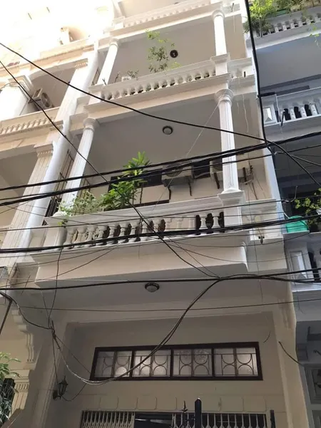 Cô Hương gửi bán nhà phố THANH BÌNH, Mỗ Lao, Hà Đông, 76m 4 tầng, Ô tô đỗ, CHỈ HƠN 10 TỶ