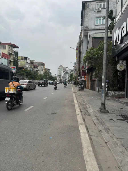 NHÀ ĐẸP NGHI TÀM - PHÂN LÔ ÔTÔ TRÁNH, VÀO NHÀ - 40M RA PHỐ - GIÁ 35 TỶ MẶT TIỀN 9M