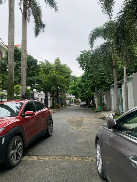ban dat duong Giang Văn Minh, phường An Phú, Quận 2
- Diện tích: 13 x 20m, cn 260m2
-