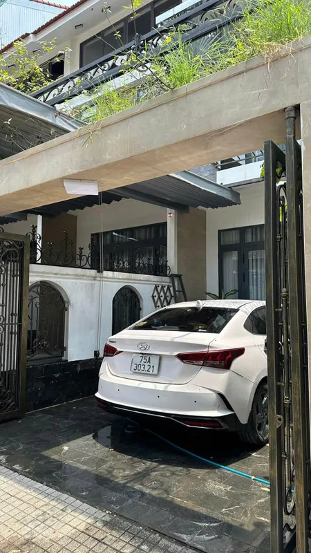 ⚠️ Nhà 2 tầng gần 110m2 kiệt ô tô An Dương Vương, Huế Giá chỉ:3,4xx tỷ.!‼️